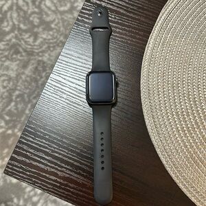 Black Apple Watch SE